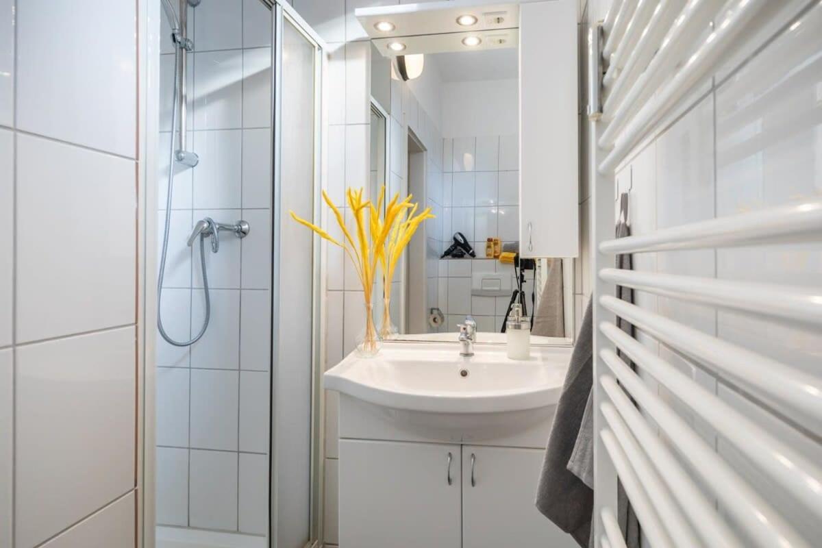 Beautiful 2 Bedroom Apartment Incl Parking 함브루크 외부 사진